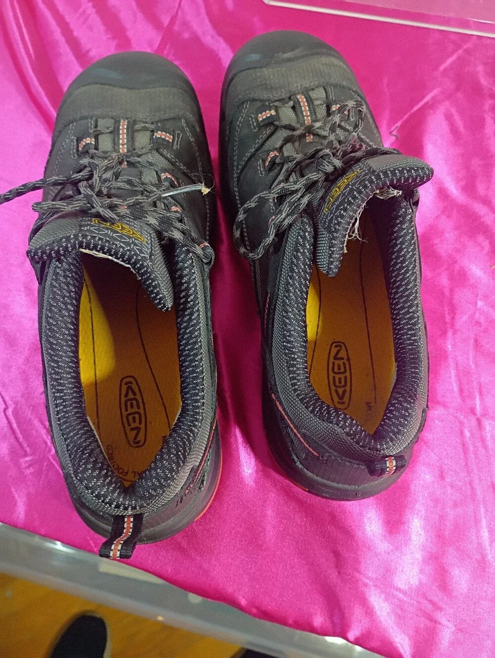 Keen mens sz